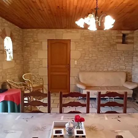 Ideal Pour Cure Thermale, Proche Port De Plaisance, Terrasse Et Grand Terrain. - Fr-1-589-69