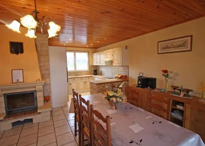 Ideal Pour Cure Thermale, Proche Port De Plaisance, Terrasse Et Grand Terrain. - Fr-1-589-69