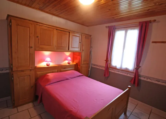 Ideal Pour Cure Thermale, Proche Port De Plaisance, Terrasse Et Grand Terrain. - Fr-1-589-69 度假居